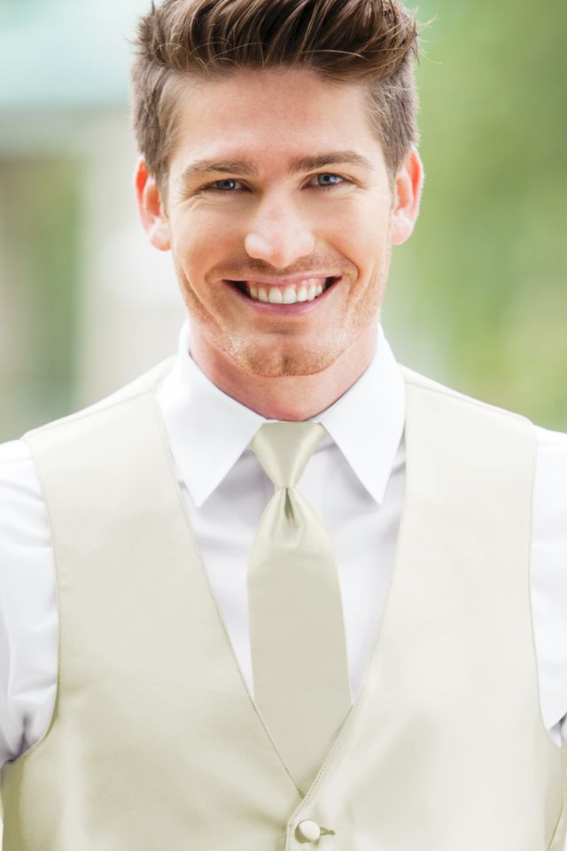Solid Expressions Neck Tie Rental